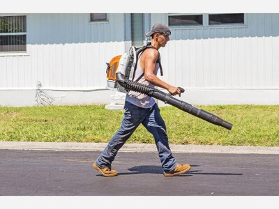 Alternatives to Gas-Powered Leaf Blowers