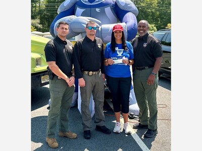 MCPO/ PBA 327 Participates in Backpack Giveaway Program