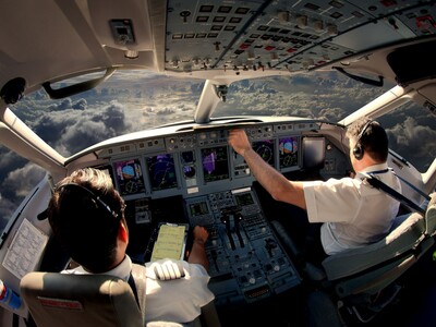 FAA Mandates Secondary Barriers in Flight Decks for New Commercial Aircraft﻿﻿