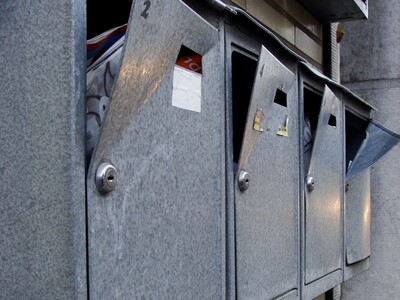 NJ Postal Worker Admits to $170K Mail Theft