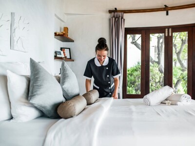 NJDOL Enhances Safety for Hotel Workers with Panic Device Law Enforcement Initiative